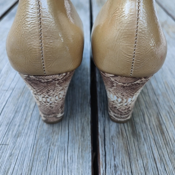 Aerosoles size 8 (39) wedge shoe - Picture 5 of 8